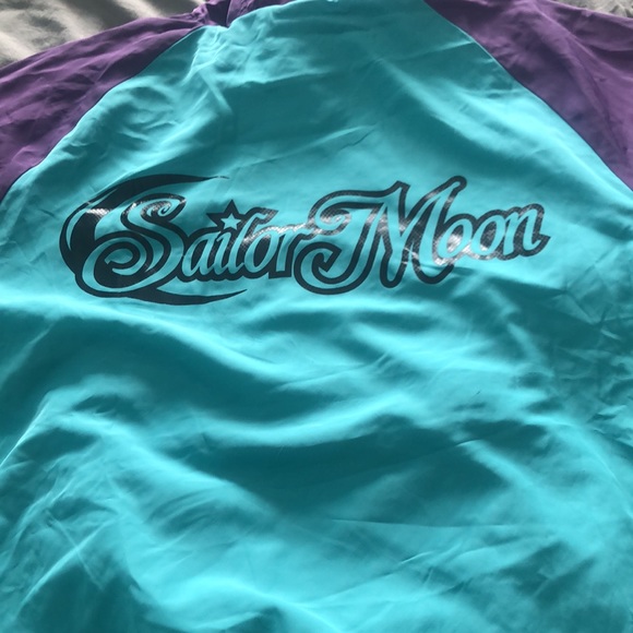 Sailor moon windbreaker - Picture 2 of 2